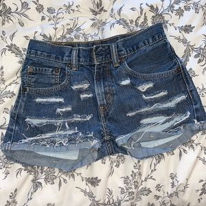 LEVI’s 505 denim shorts